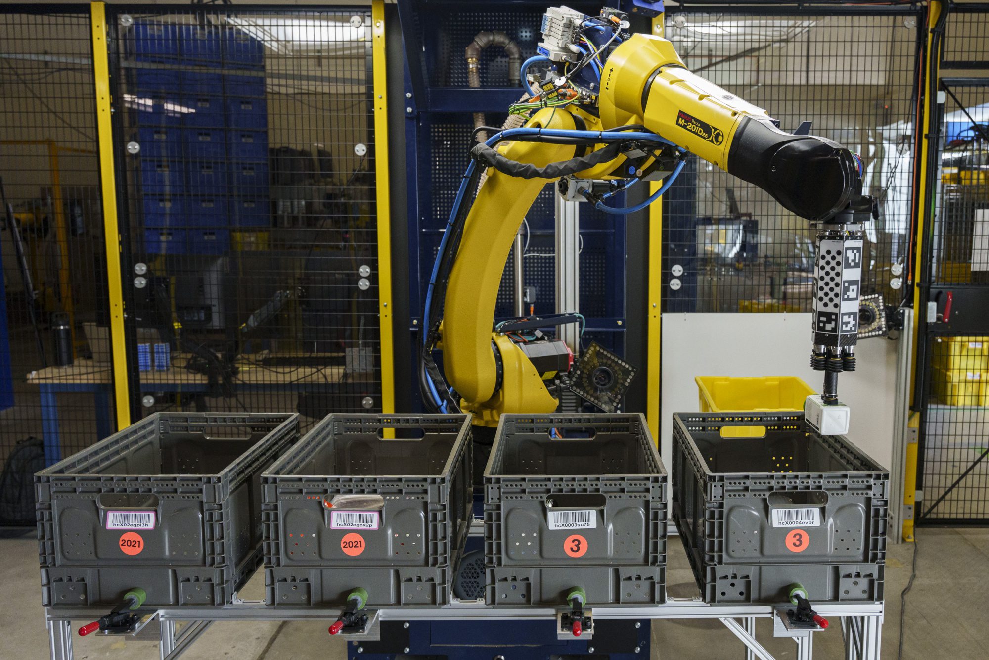 Amazon introduces Sparrow robotic system for repetitive tasks | The ...