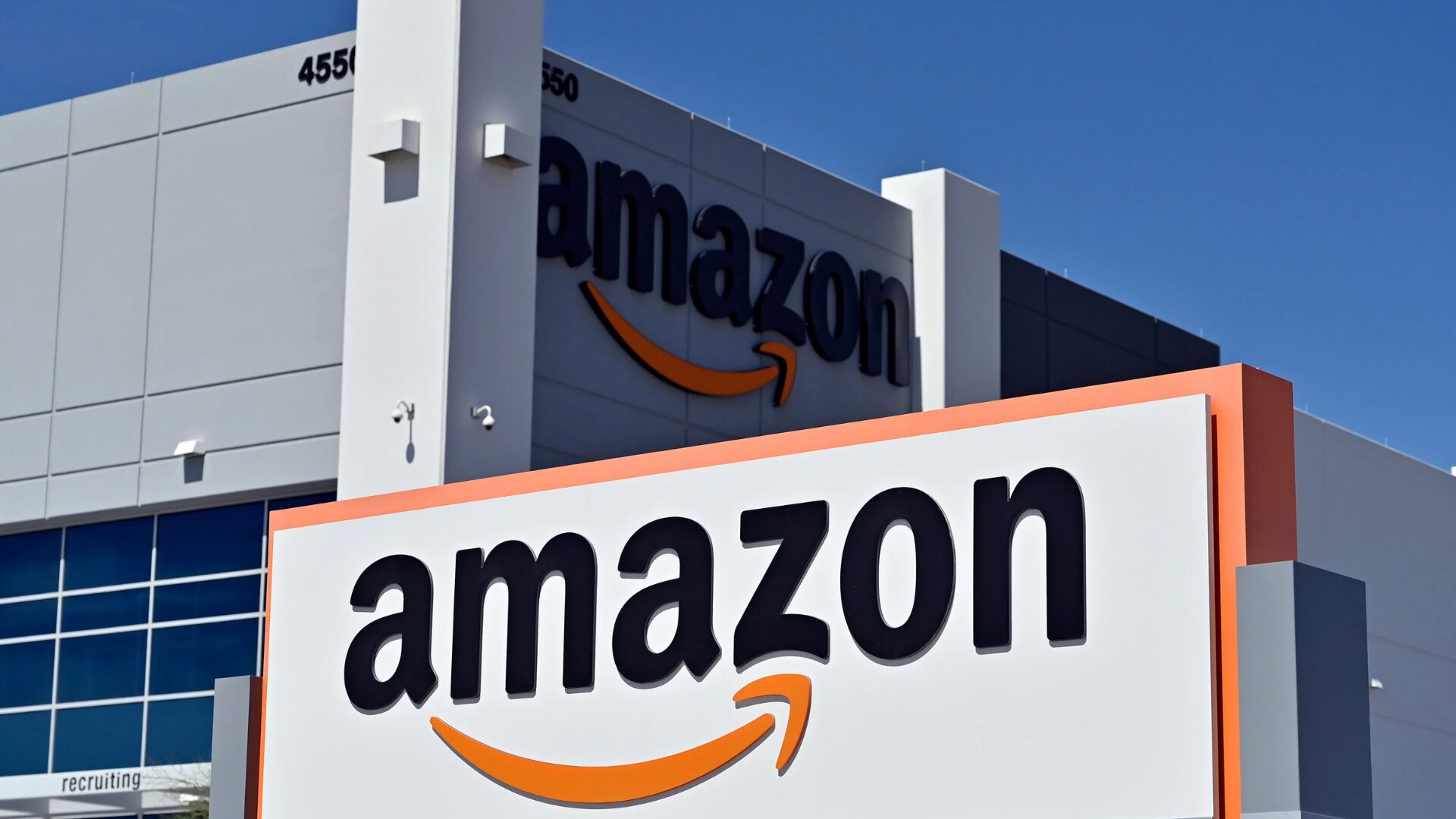 Amazon Surpasses $3 Trillion Market Cap as AI Growth Fuels Stock Rally - The Technology Express