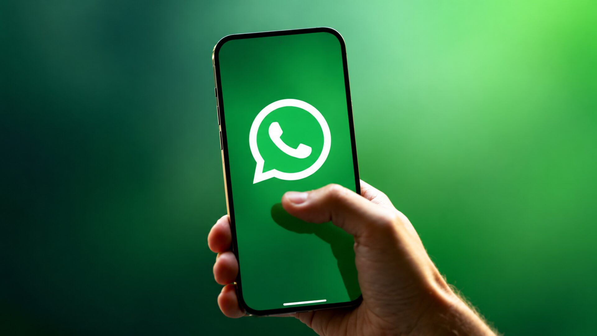 WhatsApp Tests Scam Alert AI Feature to Block Fraud Without Reading Chats - The Technology Express