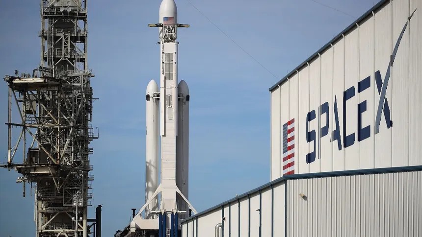 Alphabet’s SpaceX Investment Soars to $94 Billion - The Technology Express
